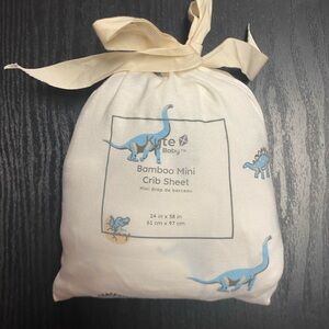 Kyte Baby Bamboo Mini Crib Sheet - Stream Jurassic